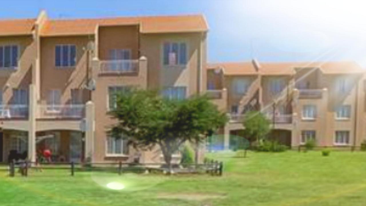 Caza Blanca Apartments Boksburg Ngoại thất bức ảnh