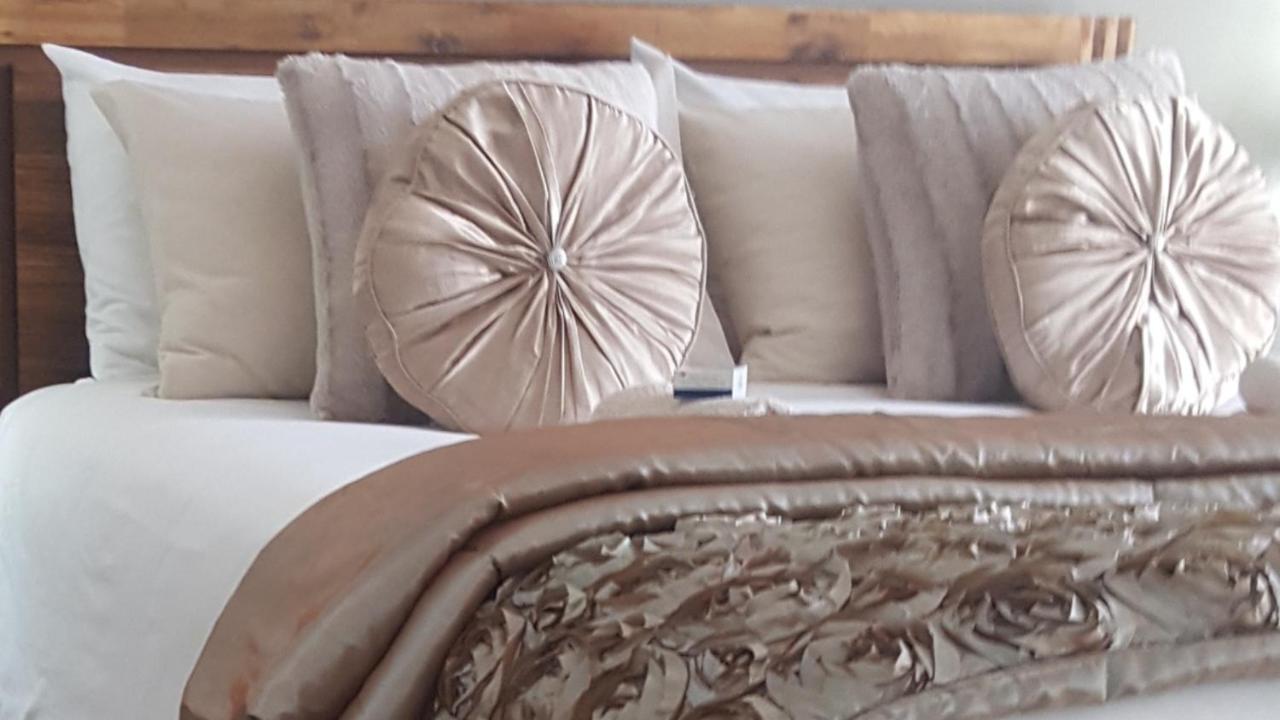 Caza Blanca Apartments Boksburg Ngoại thất bức ảnh